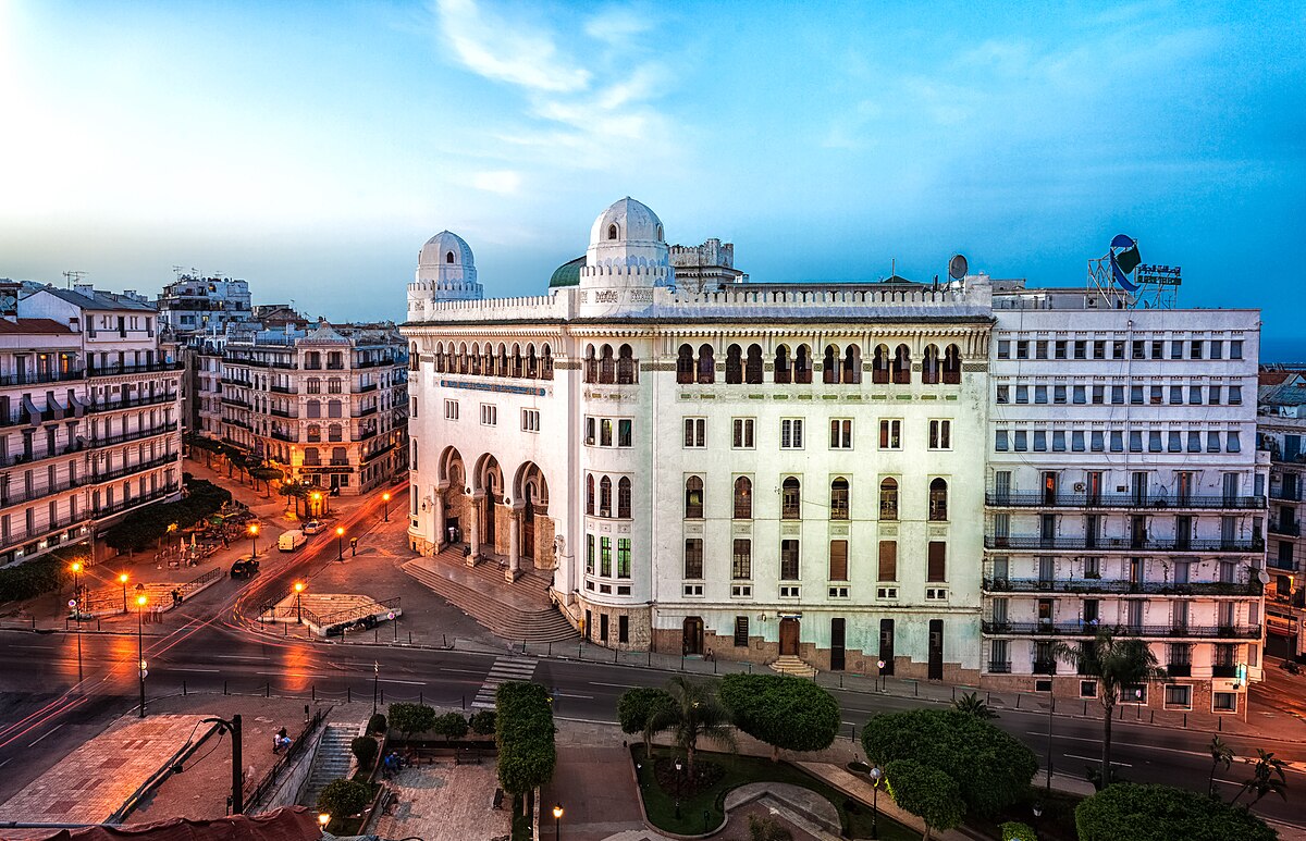 La_Grande_Poste_d'Alger_0.22123000-1744641732.jpg